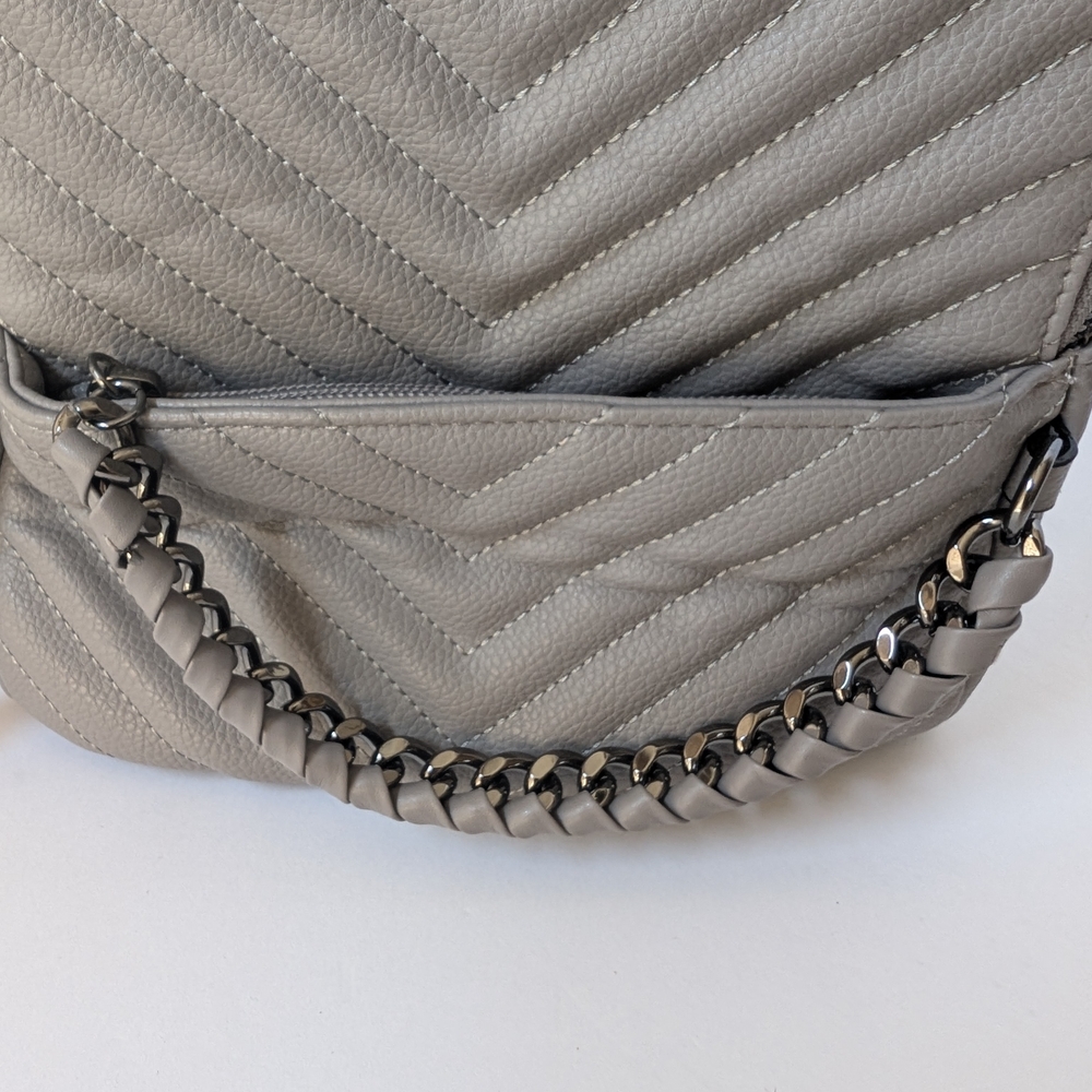 Victoria's Secret Small Gray Quilted Faux Leather Backpack With Chain Details - Picture 5 of 10